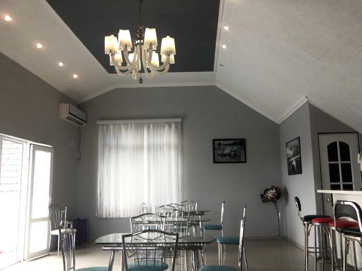Emiliya Guest House Gagra Bagian luar foto