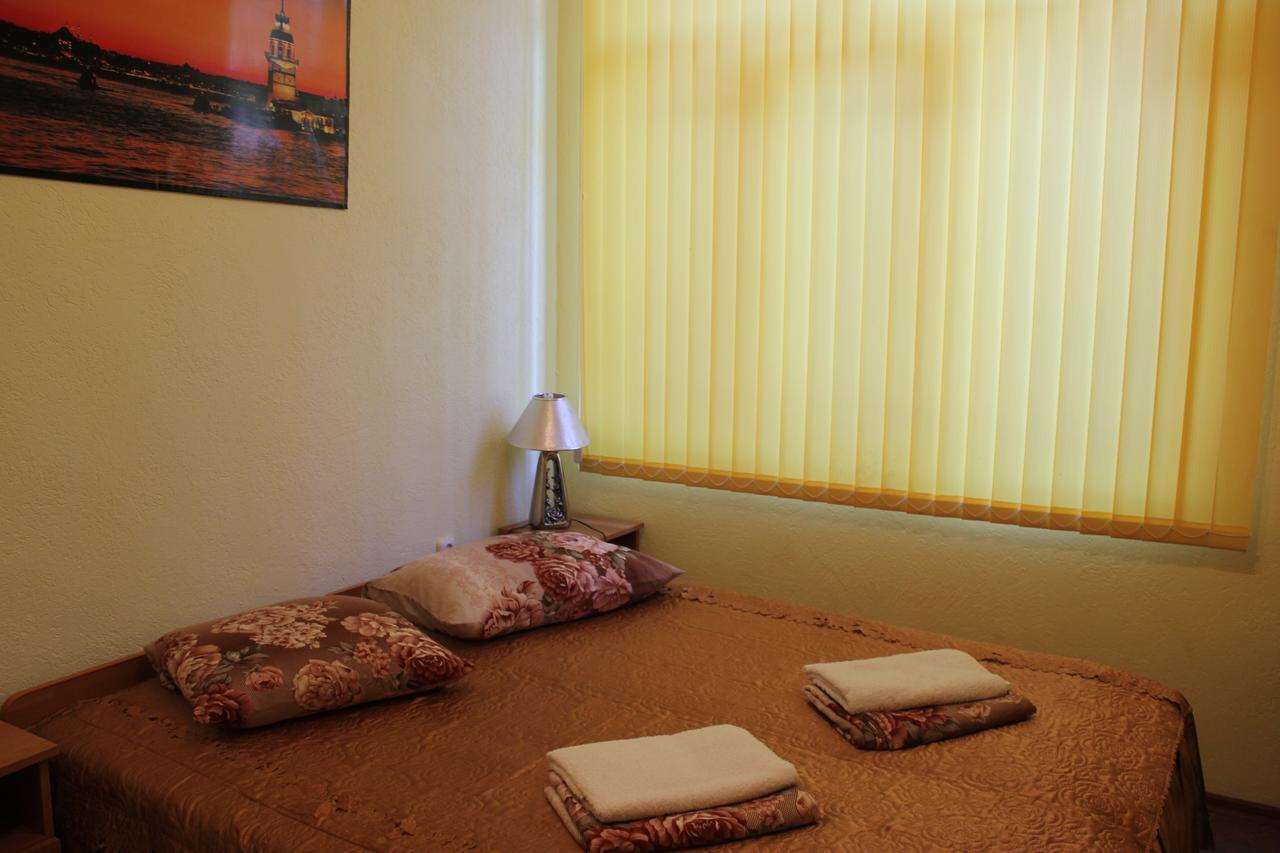 Emiliya Guest House Gagra Bagian luar foto